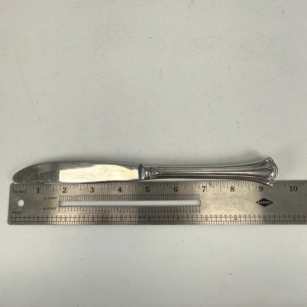5 Wallace Resplendence Grand Ballroom ButterKnife 18/10 Stainless Steel Flaws